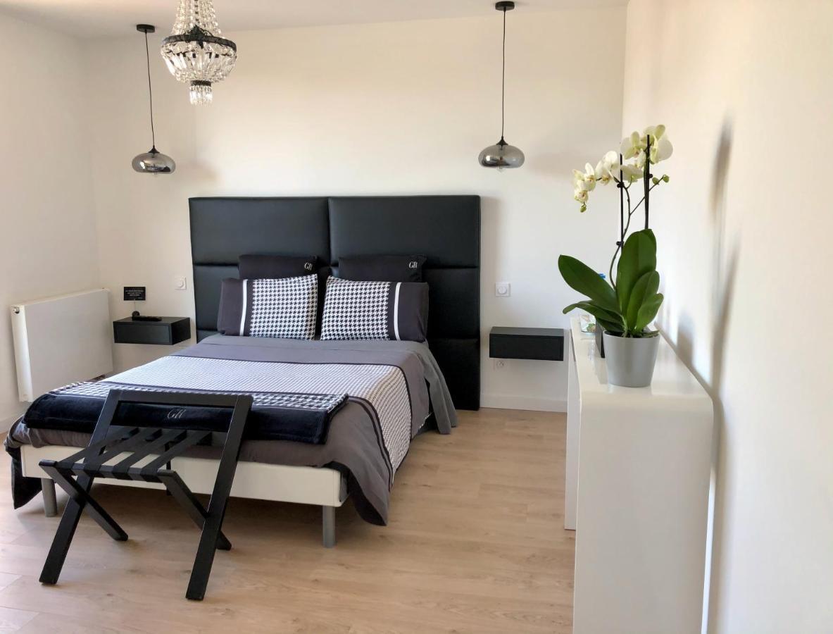 Hotelya - Lille Villeneuve D'Ascq 외부 사진