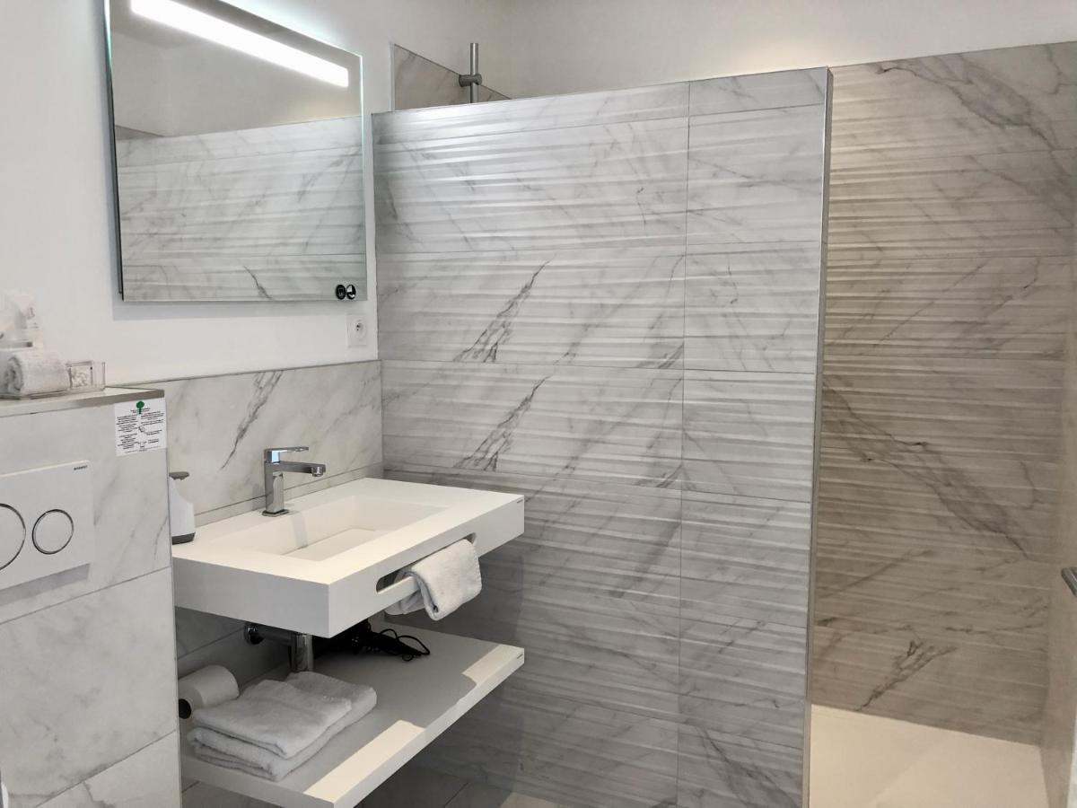 Hotelya - Lille Villeneuve D'Ascq 외부 사진