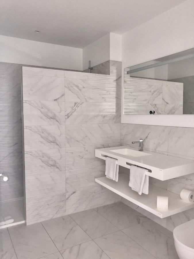 Hotelya - Lille Villeneuve D'Ascq 외부 사진